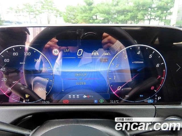 Mercedes-Benz E-Class 2024 — ფოტო 4/20