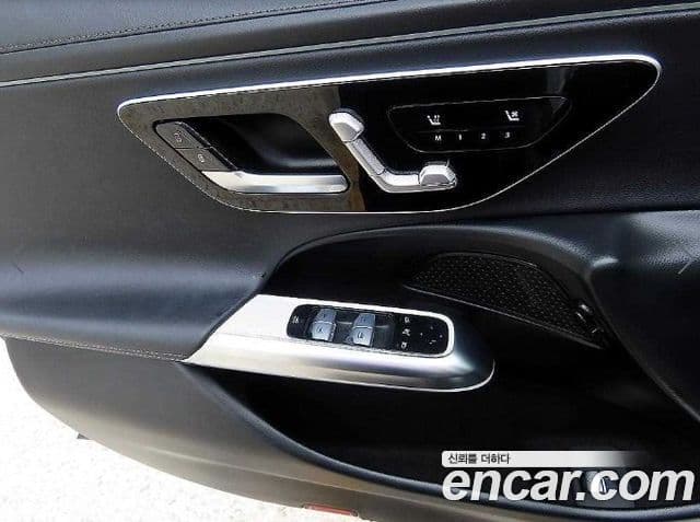 Mercedes-Benz E-Class 2024 — ფოტო 10/20