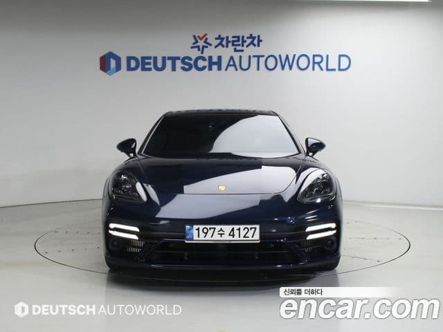Porsche Panamera 2021 — Photo 6/20