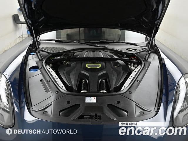 Porsche Panamera 2021 — Photo 17/20