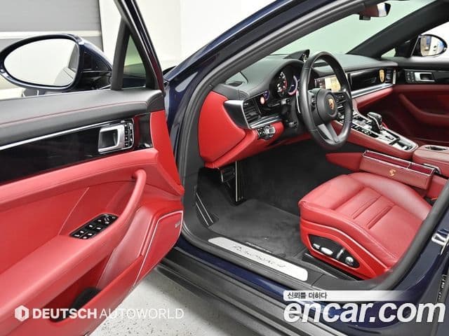 Porsche Panamera 2021 — Photo 7/20