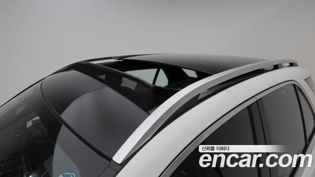 Mercedes-Benz GLE-Class 2025 — Photo 9/20