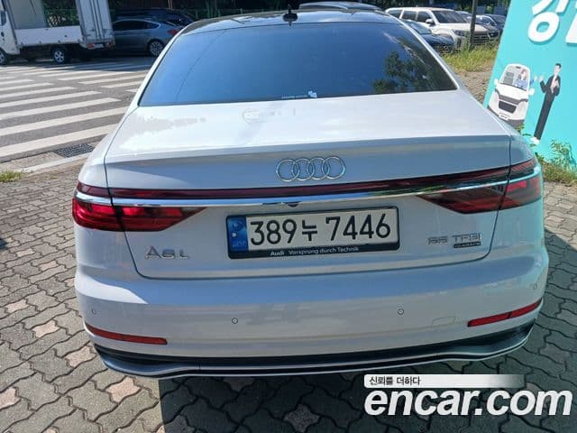 Audi A8 2023 — Photo 4/20