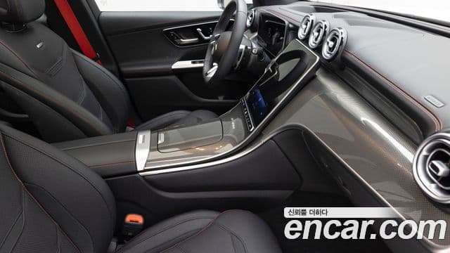 Mercedes-Benz GLC-Class 2025 — Photo 12/20
