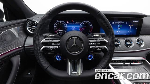 Mercedes-Benz AMG GT 2025 — Photo 17/20
