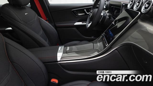 Mercedes-Benz GLC-Class 2025 — Photo 10/20