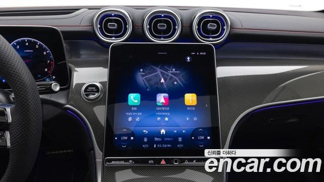 Mercedes-Benz GLC-Class 2025 — Photo 16/20