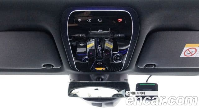 Mercedes-Benz GLC-Class 2025 — Photo 1/20