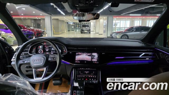 Audi Q7 2023 — Şəkil 1/19