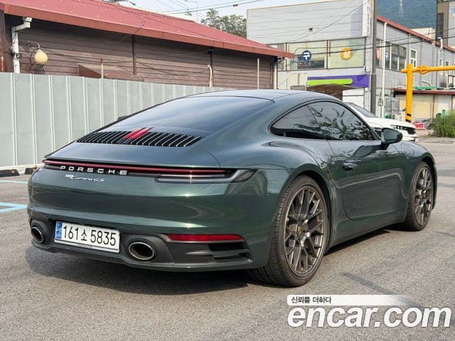 Porsche 911 2020 — Şəkil 2/9