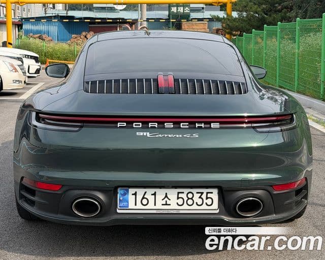 Porsche 911 2020 — Şəkil 6/9