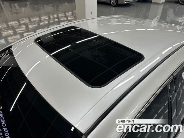 Toyota Camry 2025 — Photo 13/19