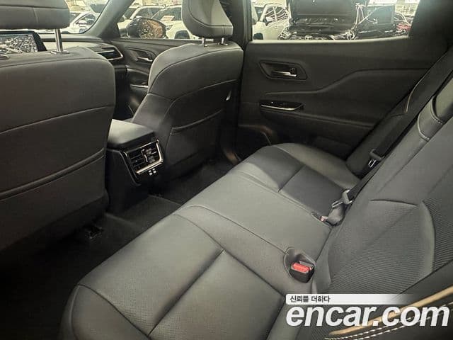 Toyota Crown Crossover 2024 — Фото 10/20