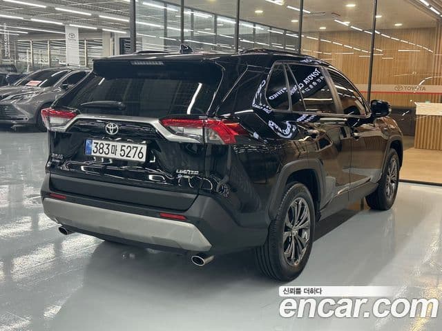 Toyota RAV4 2025 — Photo 12/20