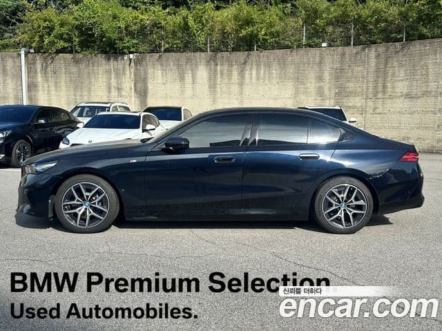 BMW i5 2025 — ფოტო 16/20