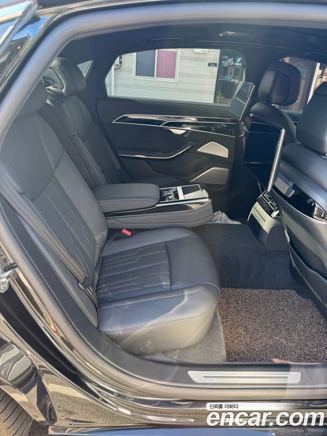 Audi A8 2021 — ფოტო 3/10