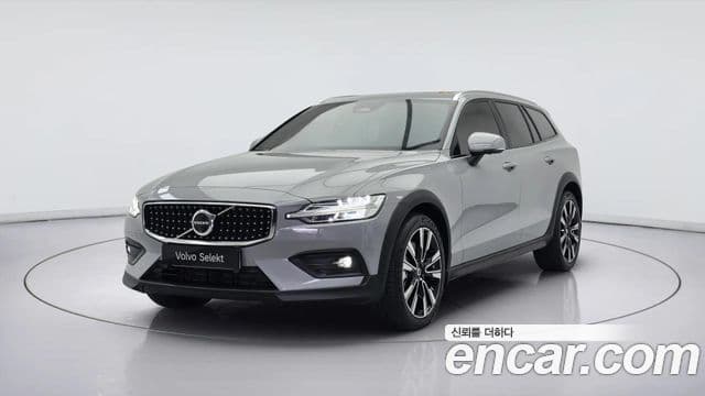 Volvo V60 Cross Country 2024 — Фото 10/20