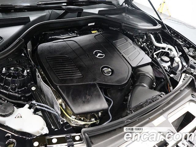 Mercedes-Benz GLC-Class 2025 — ფოტო 8/20