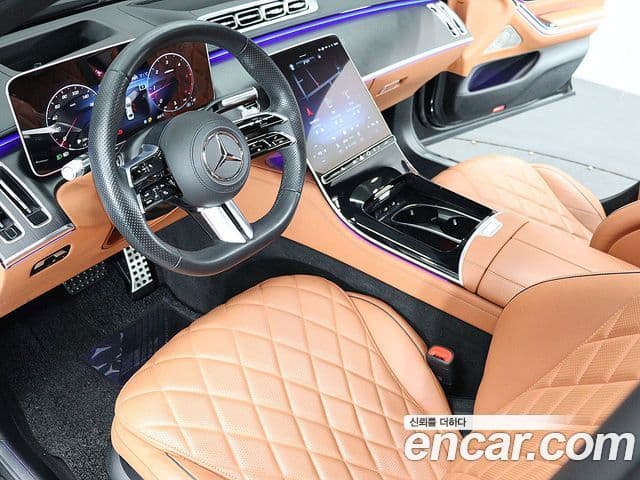 Mercedes-Benz S-Class 2023 — Photo 10/20