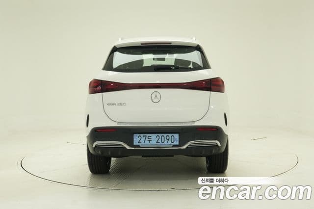 Mercedes-Benz EQA 2025 — ფოტო 17/20