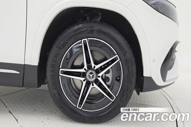Mercedes-Benz EQA 2025 — ფოტო 6/20