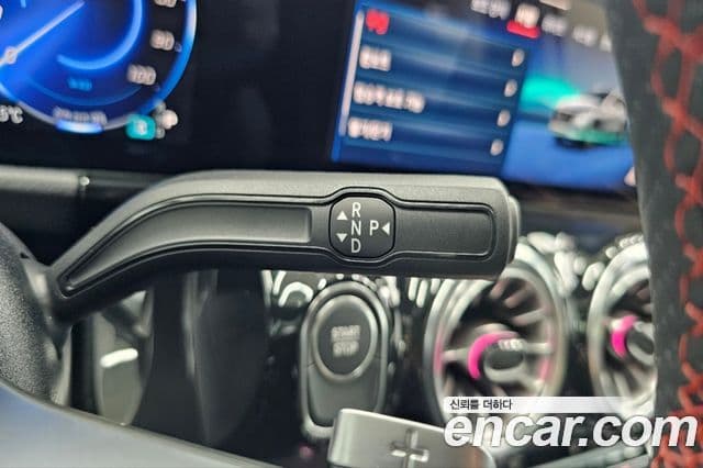 Mercedes-Benz EQA 2025 — ფოტო 11/20