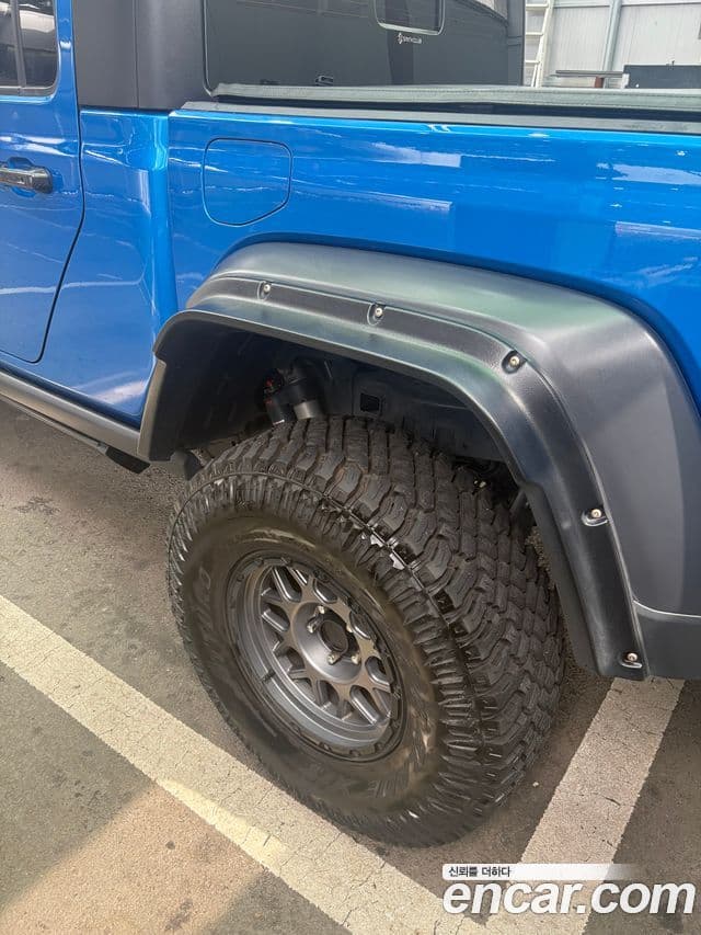 Jeep Gladiator 2021 — Photo 10/12