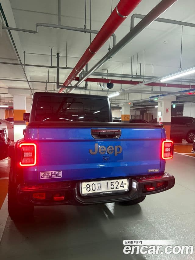 Jeep Gladiator 2021 — Photo 9/12
