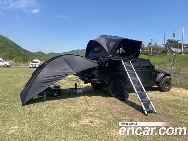 Jeep Gladiator 2020 — Photo 8/14