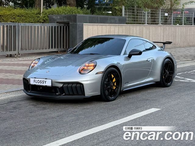 Porsche 911 2025 — Şəkil 2/20
