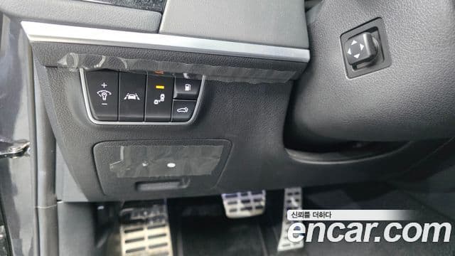 Kia Stinger 2018 — Şəkil 26/35