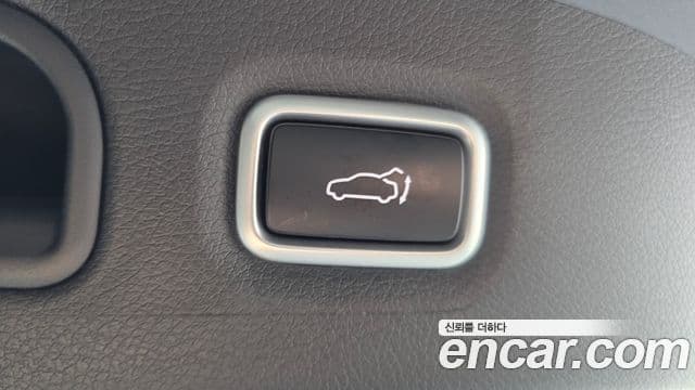 Kia Stinger 2018 — Şəkil 33/35
