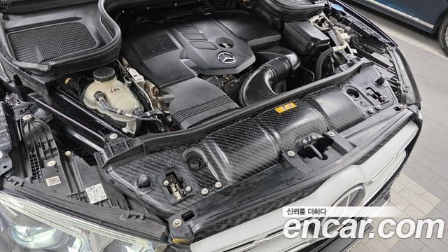 Mercedes-Benz GLE-Class 2021 — Photo 11/20