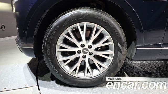 Genesis GV80 2023 — ფოტო 20/35