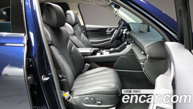Genesis GV80 2023 — ფოტო 14/35