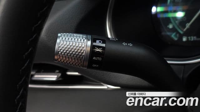 Genesis GV80 2023 — ფოტო 32/35