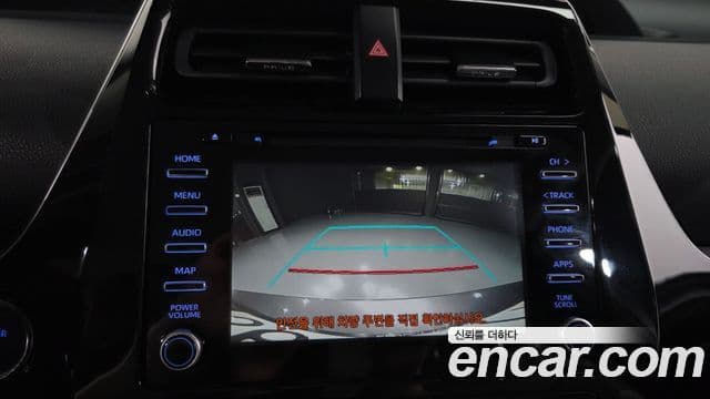 Toyota Prius 2019 — Фото 15/20