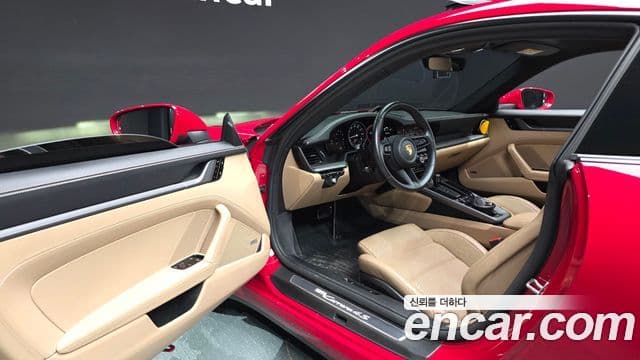 Porsche 911 2020 — Photo 3/20