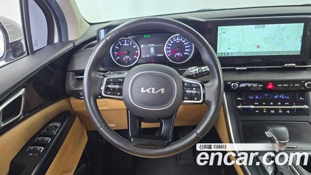 Kia Carnival 2022 — Фото 13/20