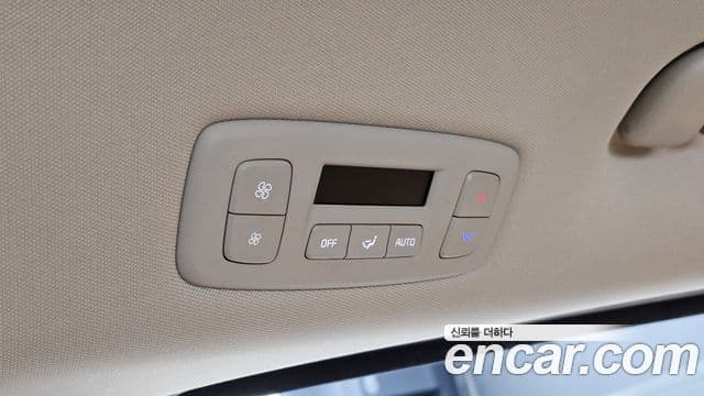 Kia Carnival 2021 — Şəkil 24/34