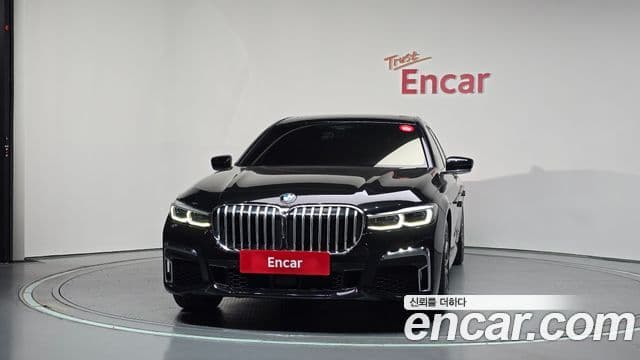 BMW 7 Series 2019 — Photo 13/20
