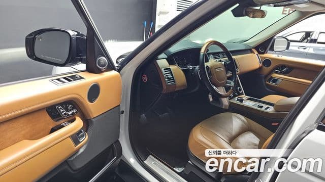 Land Rover Range Rover 2018 — Фото 10/20