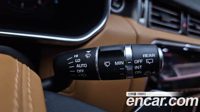 Land Rover Range Rover 2018 — ფოტო 3/36