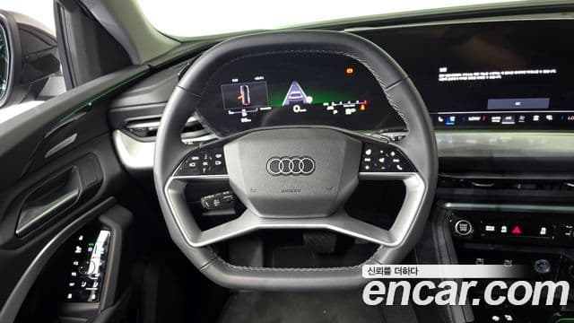 Audi Q5 2025 — Photo 20/34