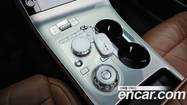 Genesis GV70 2025 — Şəkil 20/33