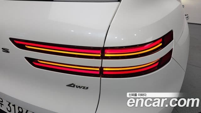 Genesis GV70 2025 — Şəkil 22/33