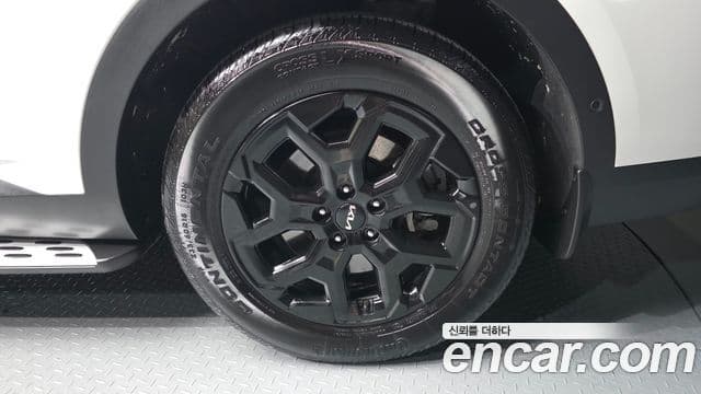 Kia Sorento 2023 — Şəkil 4/32