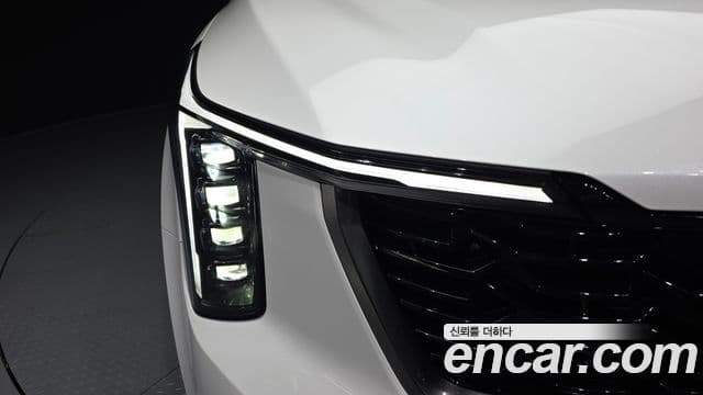 Kia Sorento 2023 — Şəkil 10/32