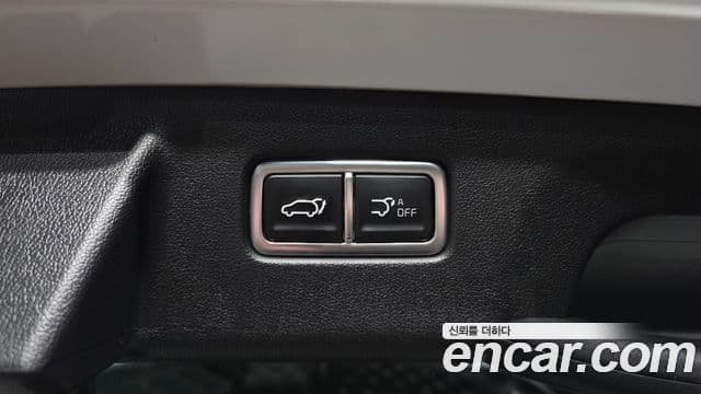 Kia Sorento 2023 — Şəkil 18/32