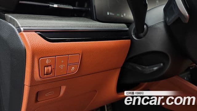 Kia K5 2024 — Şəkil 17/34